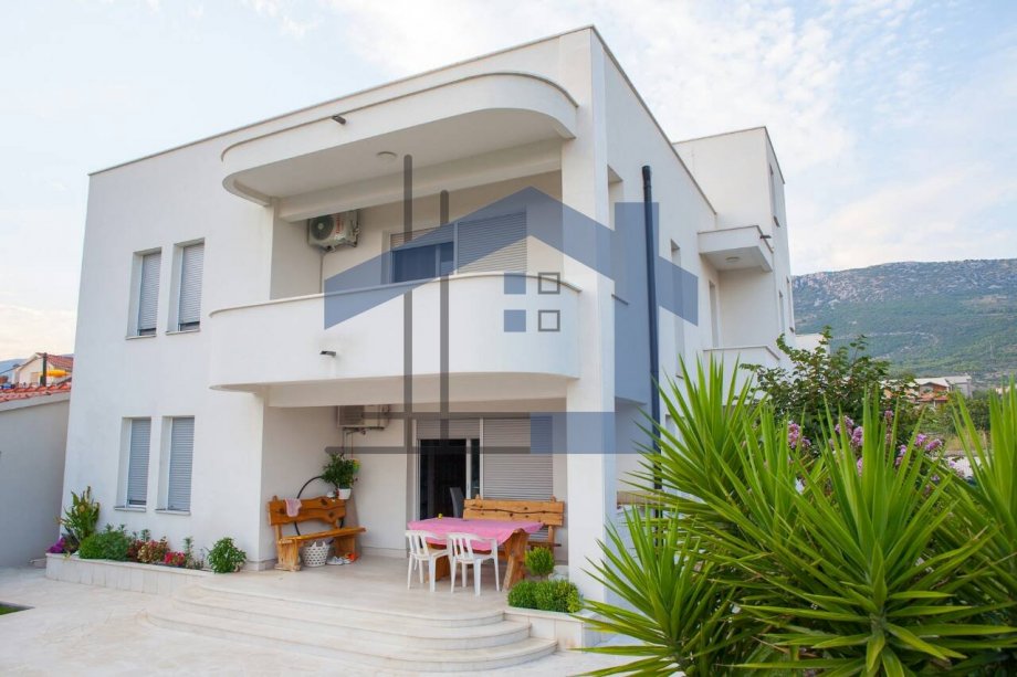 21216, 6 Bedrooms Bedrooms, ,600 BathroomsBathrooms,Kuće,Prodaja,1000